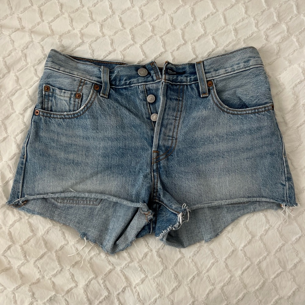 LEVIS SHORTS